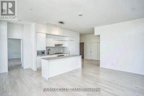 Uph06 - 20 Lombard Street, Toronto, ON - Indoor Photo Showing Kitchen