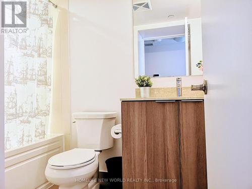 1108 - 955 Bay Street, Toronto, ON - Indoor Photo Showing Bathroom