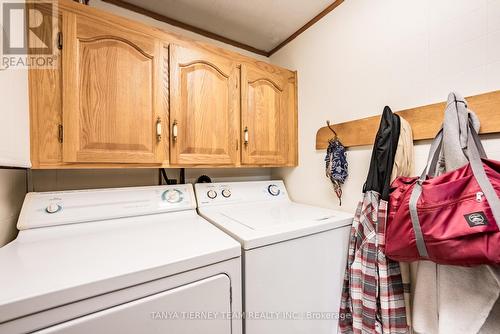 130 Myrtle Road E, Whitby, ON - Indoor Photo Showing Laundry Room