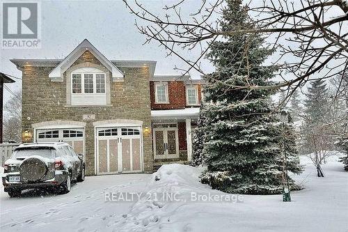 92 Hill Cres, Toronto, ON - Outdoor