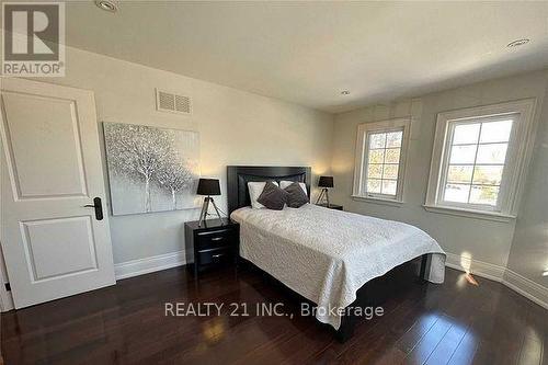 92 Hill Cres, Toronto, ON - Indoor Photo Showing Bedroom