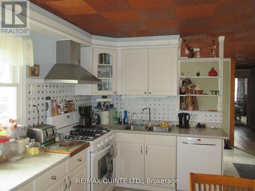 142 Crookston Road, Centre Hastings, ON - Indoor Photo Showing Kitchen With Double Sink