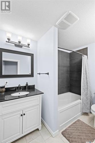 260 31St Street E, Prince Albert, SK - Indoor Photo Showing Bathroom