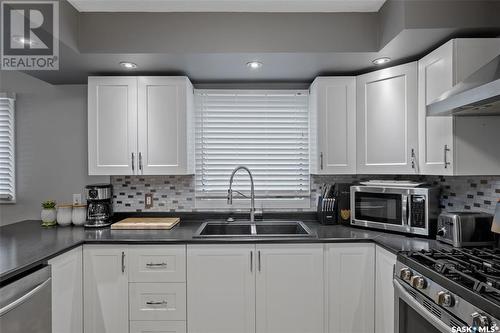 260 31St Street E, Prince Albert, SK - Indoor Photo Showing Kitchen With Double Sink