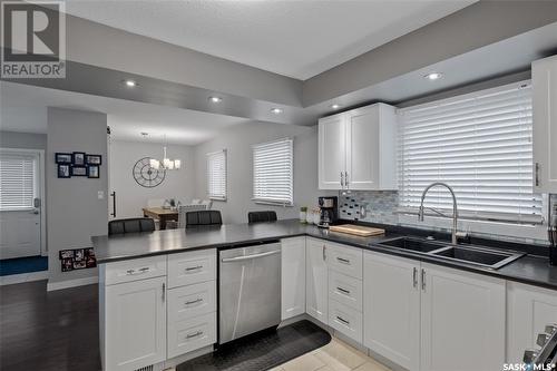 260 31St Street E, Prince Albert, SK - Indoor Photo Showing Kitchen With Double Sink