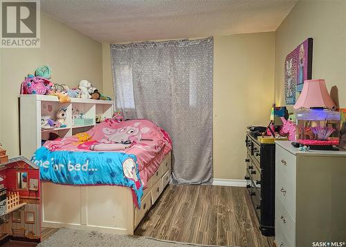 105 Main Street, Harris, SK - Indoor Photo Showing Bedroom