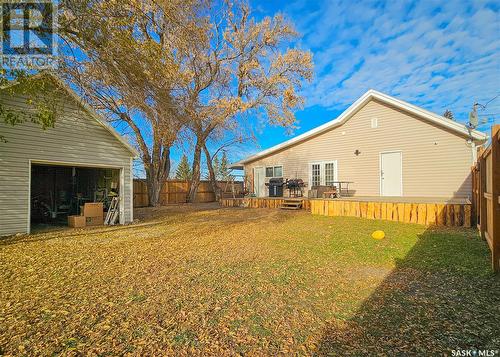 105 Main Street, Harris, SK - Outdoor