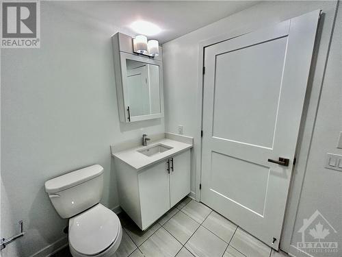 340 Queen Street Unit#1204, Ottawa, ON - Indoor Photo Showing Bathroom