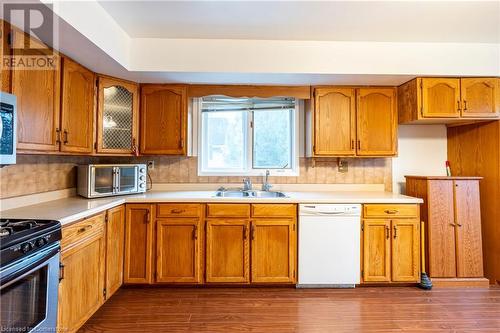 71 Young Street, Dundalk, ON - Indoor Photo Showing Kitchen With Double Sink