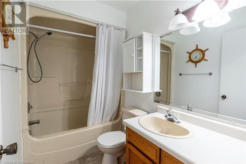 71 Young Street, Dundalk, ON - Indoor Photo Showing Bathroom