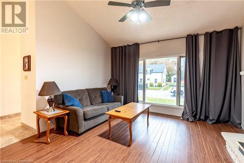 71 Young Street, Dundalk, ON - Indoor Photo Showing Living Room