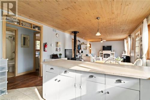 397 Mallory Beach Road, South Bruce Peninsula, ON - Indoor Photo Showing Kitchen