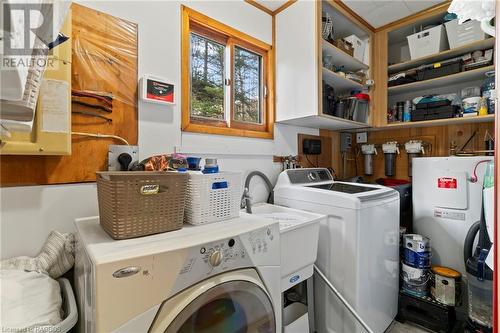 397 Mallory Beach Road, South Bruce Peninsula, ON - Indoor Photo Showing Laundry Room