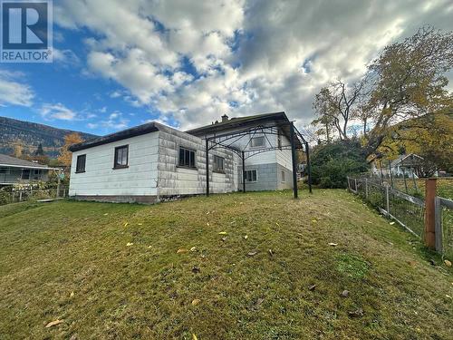 520 West Gore Street, Nelson, BC - Outdoor