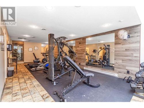 737 Leon Avenue Unit# 1401, Kelowna, BC - Indoor Photo Showing Gym Room