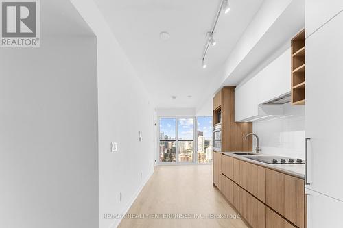 4308 - 319 Jarvis Street, Toronto, ON - Indoor Photo Showing Kitchen