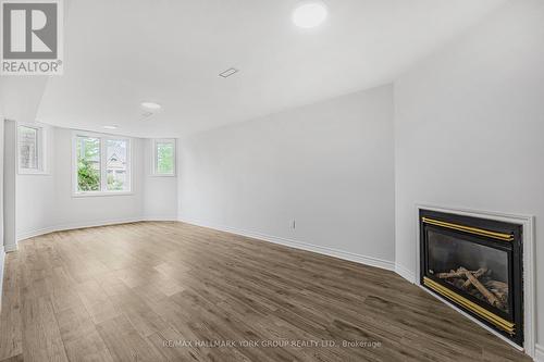 22 Kerfoot Crescent, Georgina, ON - Indoor Photo Showing Living Room With Fireplace