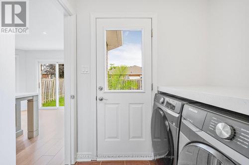 22 Kerfoot Crescent, Georgina, ON - Indoor Photo Showing Laundry Room