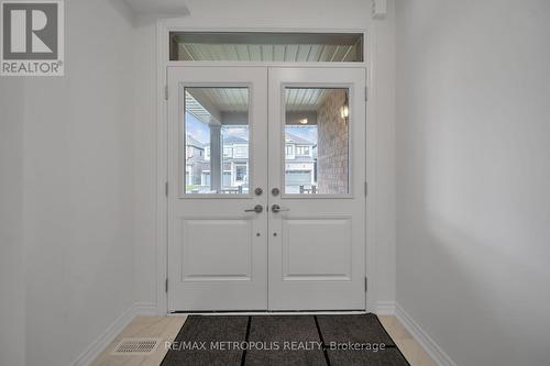 26 Gemini Drive, Barrie, ON - Indoor Photo Showing Other Room