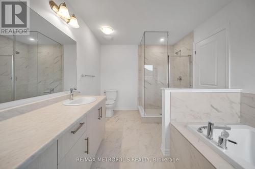 26 Gemini Drive, Barrie, ON - Indoor Photo Showing Bathroom