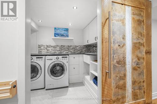 127 - 1050 Shawnmarr Road, Mississauga, ON - Indoor Photo Showing Laundry Room