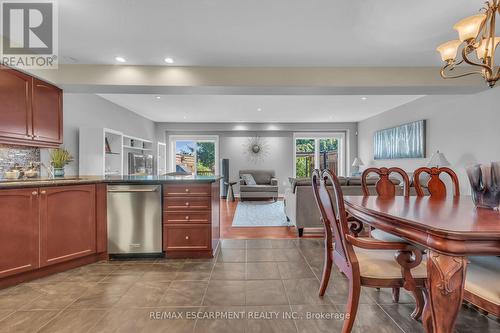 32 Aster Avenue, Hamilton, ON - Indoor Photo Showing Dining Room