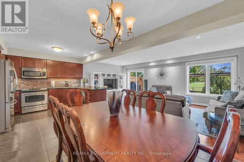 32 Aster Avenue, Hamilton, ON - Indoor Photo Showing Dining Room