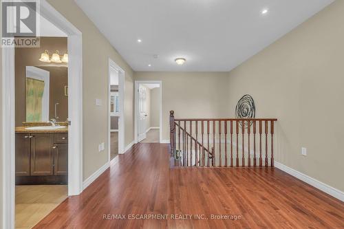 32 Aster Avenue, Hamilton, ON - Indoor Photo Showing Other Room