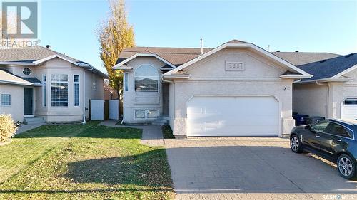 455 Guenter Bay, Saskatoon, SK - Outdoor With Facade