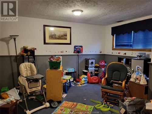 361 Indian Creek Road, Chatham, ON - Indoor Photo Showing Other Room