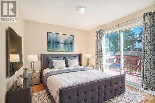 2426 Magnus Avenue, Ottawa, ON - Indoor Photo Showing Bedroom