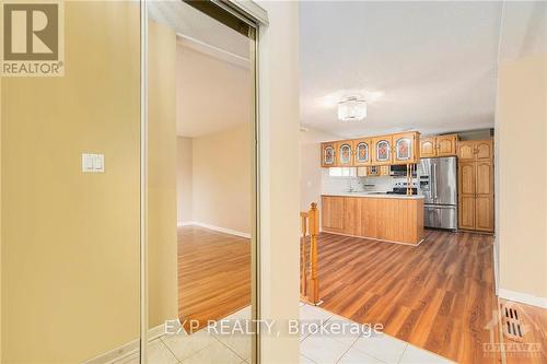 2426 Magnus Avenue, Ottawa, ON - Indoor Photo Showing Kitchen