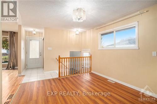 2426 Magnus Avenue, Ottawa, ON - Indoor Photo Showing Other Room