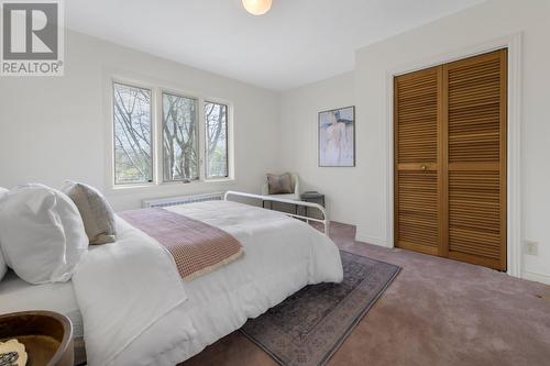 554 Topsail Road, St. John'S, NL - Indoor Photo Showing Bedroom