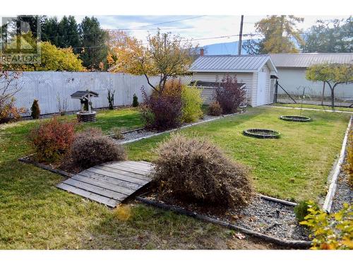 2480 75Th Avenue, Grand Forks, BC - Outdoor