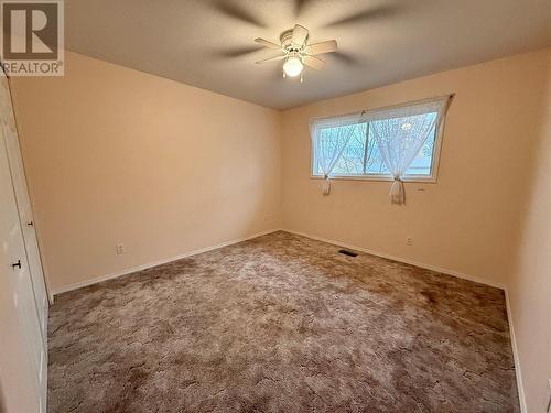 2480 75Th Avenue, Grand Forks, BC - Indoor Photo Showing Other Room