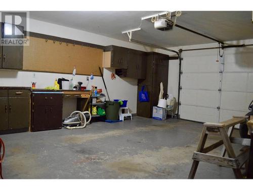 2480 75Th Avenue, Grand Forks, BC - Indoor Photo Showing Garage