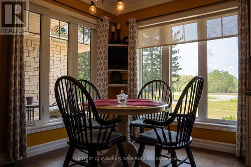 331475 Highway 11, Armstrong, ON - Indoor Photo Showing Dining Room