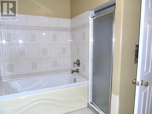 13 Dosco Hill, Bell Island, NL - Indoor Photo Showing Bathroom