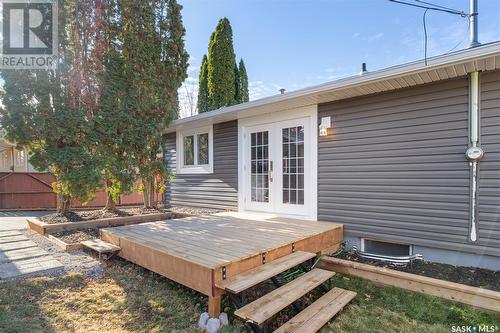 2607 Woodward Avenue, Saskatoon, SK - Outdoor