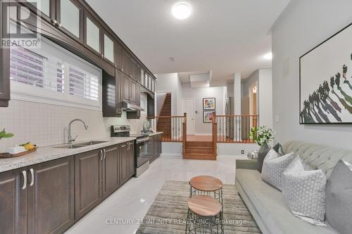 13 Snowy Owl Way, Toronto (Rouge), ON - Indoor Photo Showing Kitchen With Double Sink With Upgraded Kitchen