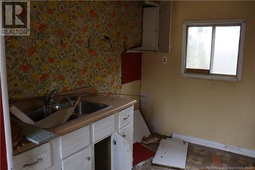 3926 895 Route, Kingston, NB - Indoor Photo Showing Kitchen With Double Sink