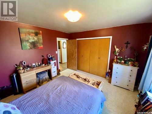 503 5Th Street, Frobisher, SK - Indoor Photo Showing Bedroom