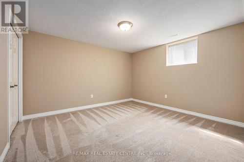 304 Parkside Drive, Petrolia, ON - Indoor Photo Showing Other Room