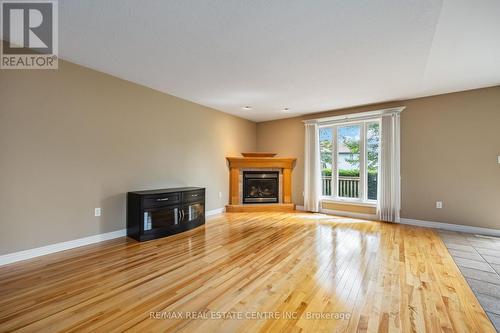 304 Parkside Drive, Petrolia, ON - Indoor Photo Showing Living Room With Fireplace