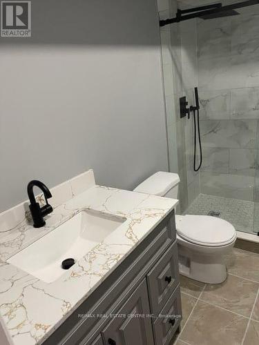 151 Clark Street, Shelburne, ON - Indoor Photo Showing Bathroom