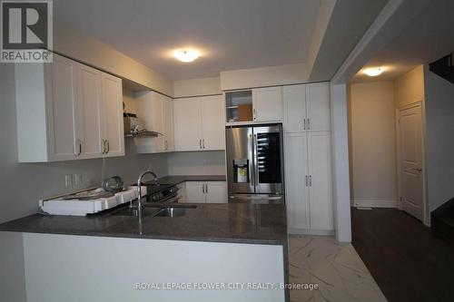 73 Sundin Drive, Haldimand, ON - Indoor Photo Showing Kitchen