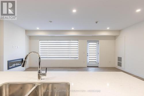 107 - 123 Lincoln Street, Welland, ON - Indoor Photo Showing Kitchen With Double Sink