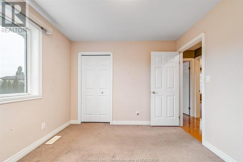 1547 Clover Avenue, Windsor, ON - Indoor Photo Showing Other Room