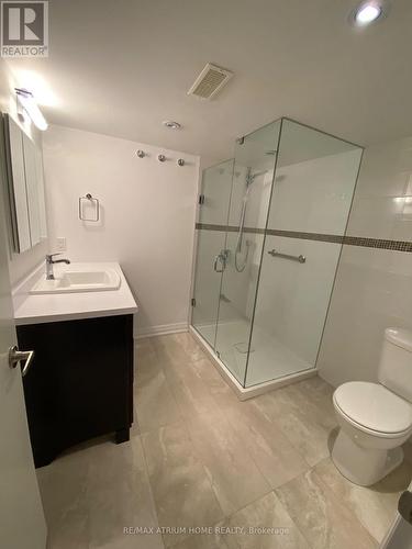 45 Woodward Avenue, Markham, ON - Indoor Photo Showing Bathroom